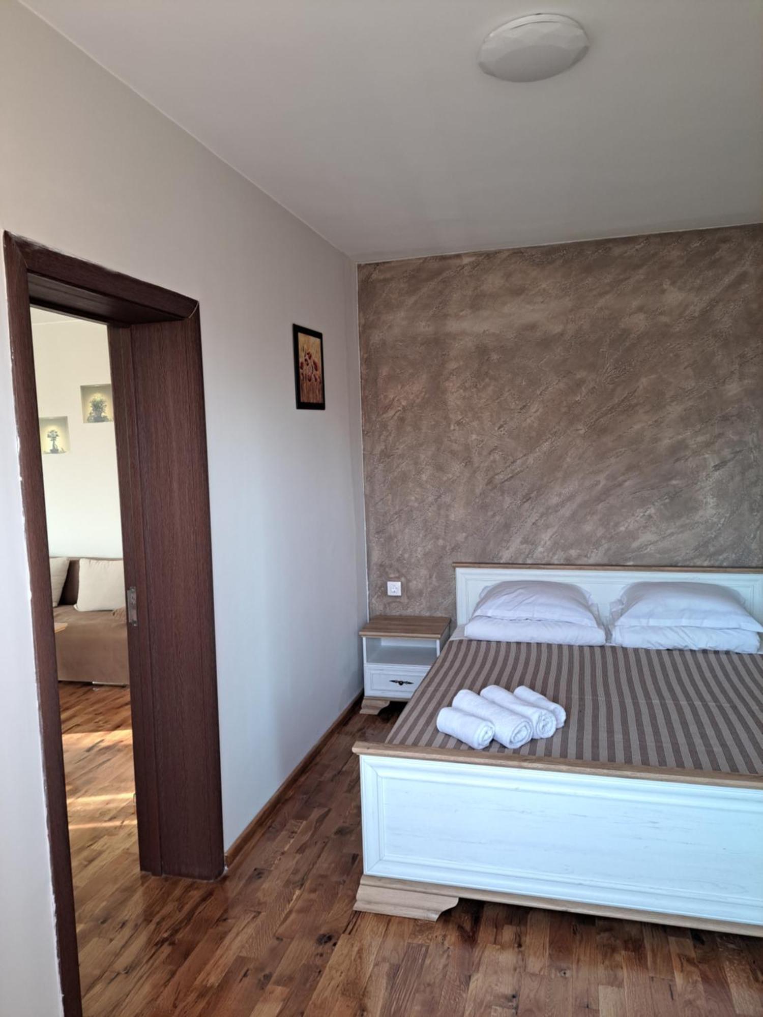 Megi Apartments, Nesebar Sity Eksteriør billede