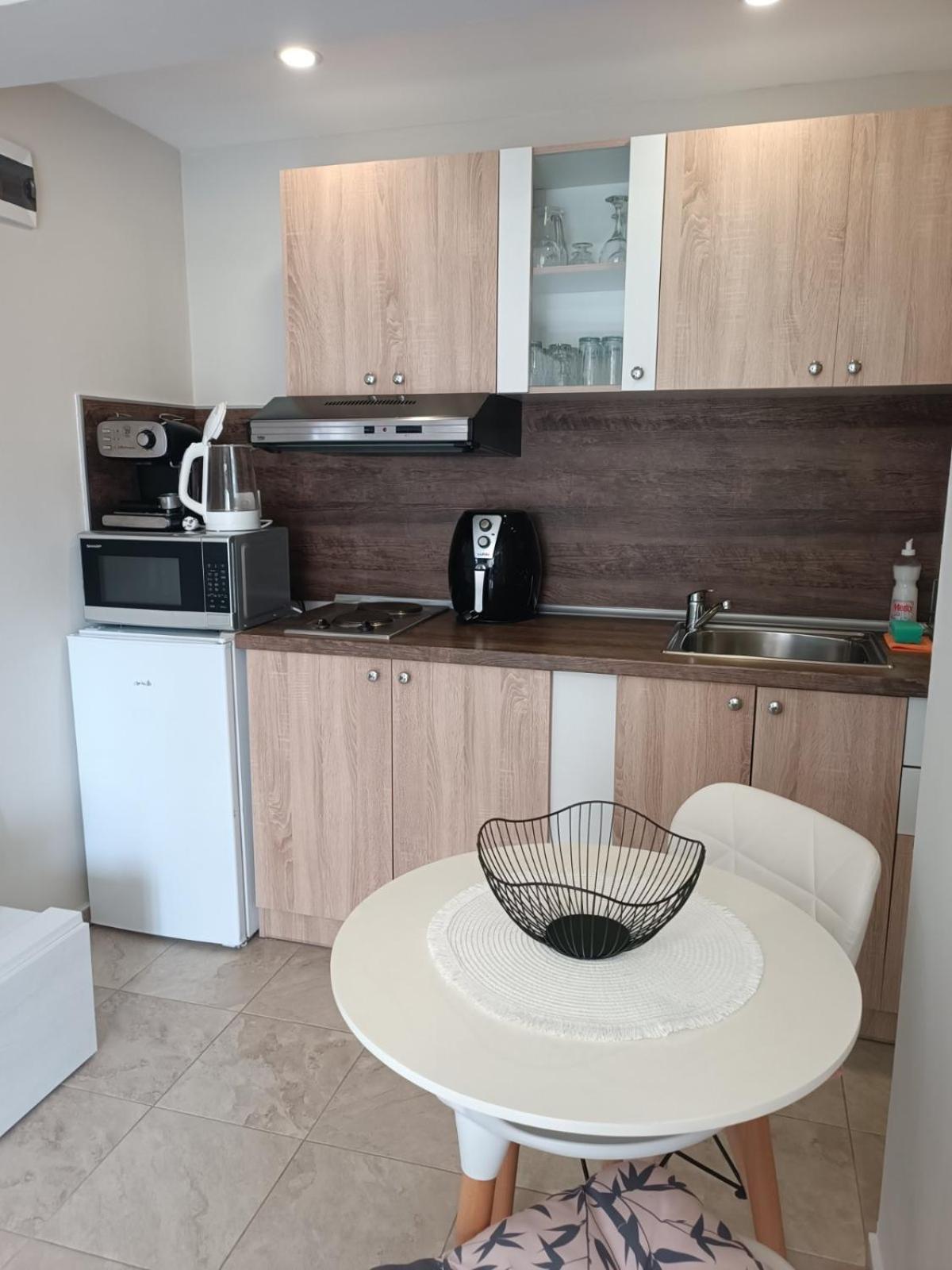 Megi Apartments, Nesebar Sity Eksteriør billede